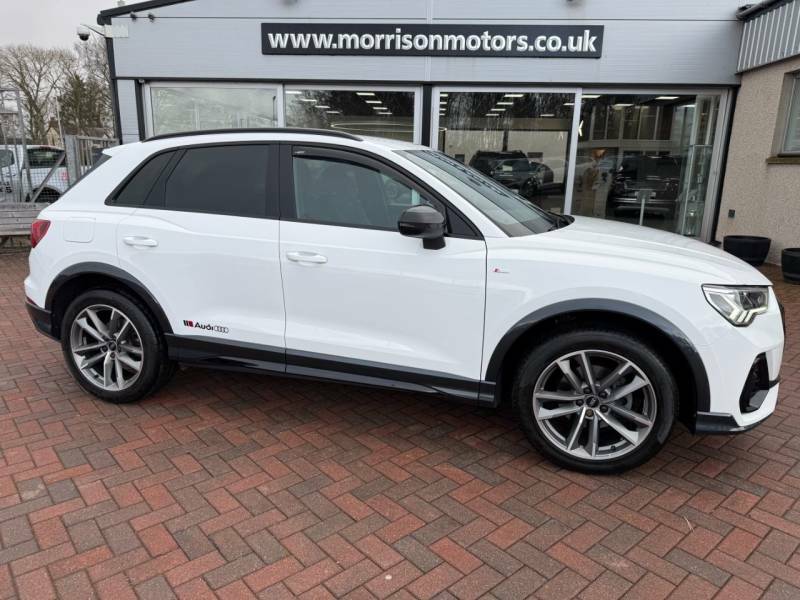 Audi Q3 35 1.5Tfsi 150 Black Edition - 2022 72 White
