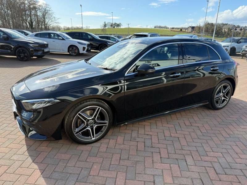 Mercedes-Benz A Class A200 Amg Line Premium - 2023 73 WX73XON Black #3