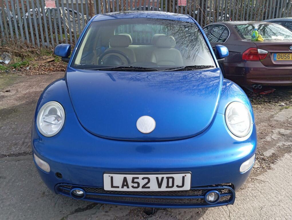 Volkswagen Beetle 2002 51 2.3 Red #2