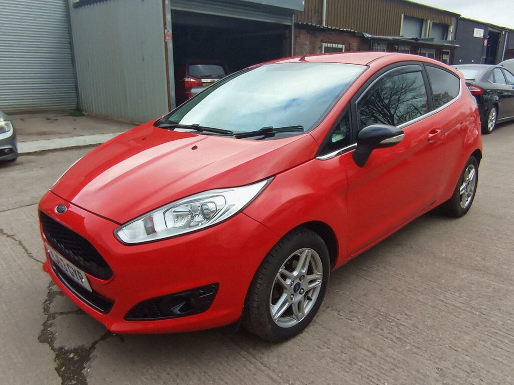Ford Fiesta 1.25 Zetec Euro 5 MJ63GYP Red #3