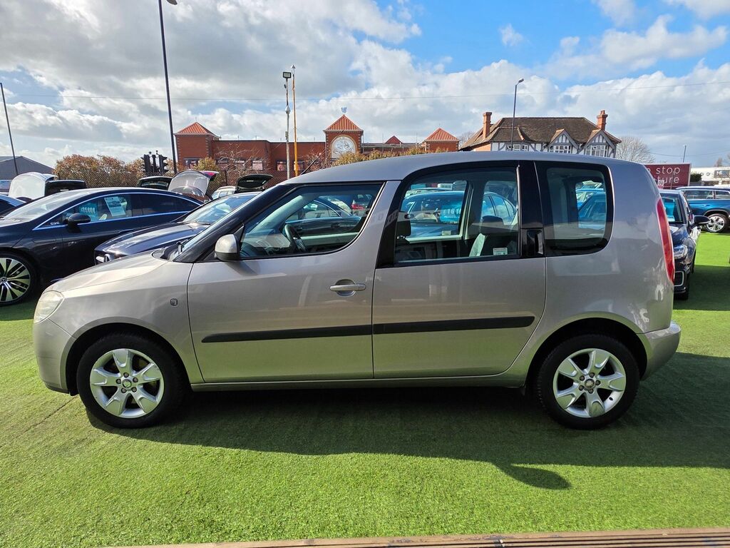 Skoda Roomster 1.6 2 Mpv 167 G Km 105 Bhp Beige #5