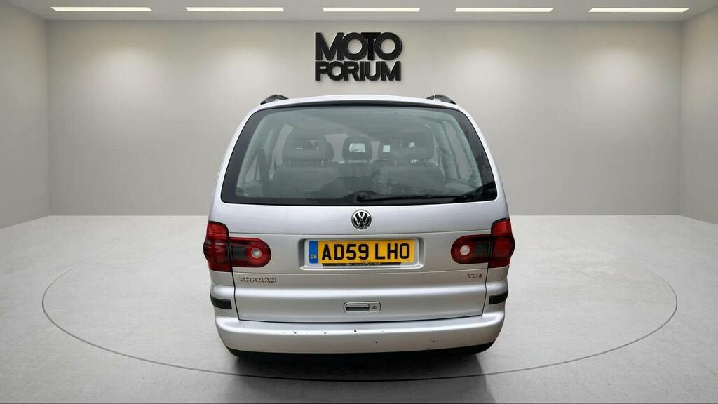 Volkswagen Sharan Mpv 1.9 Tdi Pd S 201059 Silver #4