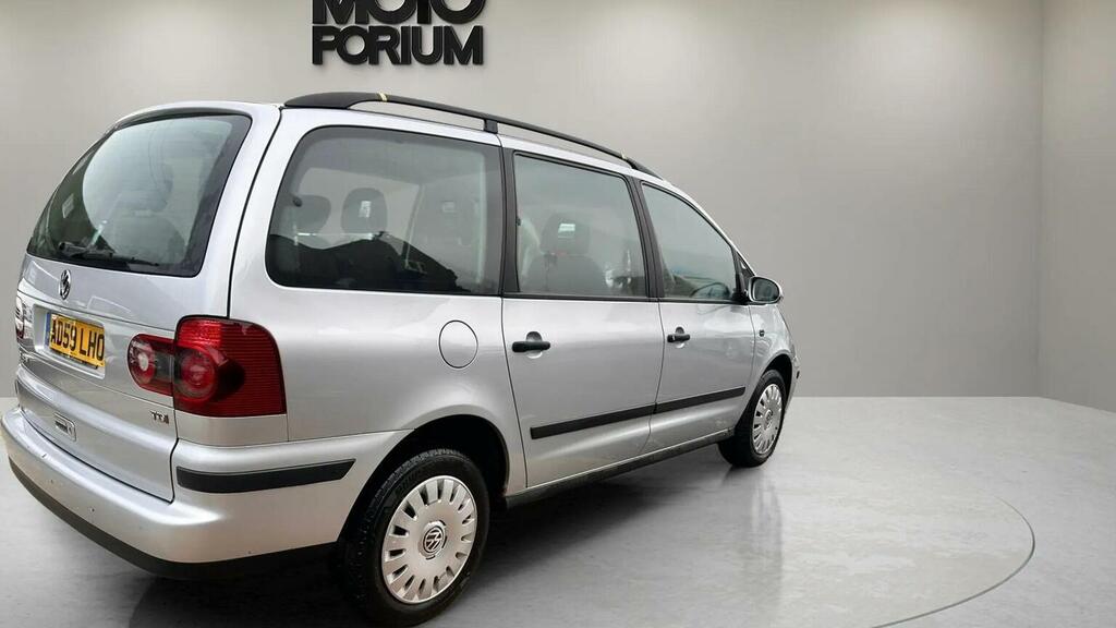 Volkswagen Sharan Mpv 1.9 Tdi Pd S 201059 Silver #6