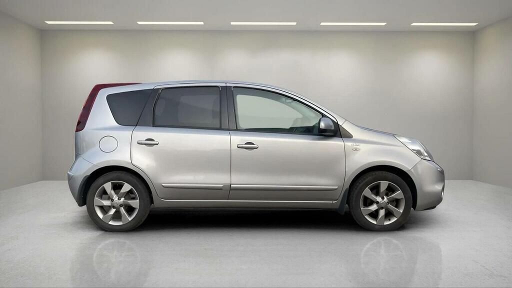Nissan Note Hatchback 1.4 16V N-tec Euro 5 201111 BG11YWB Silver #2