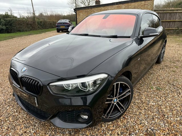 BMW 1 Series Petrol YF67DVV Black #3
