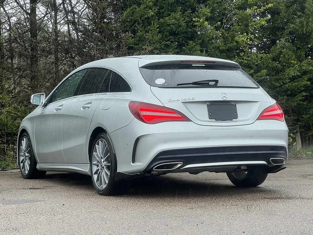 Mercedes-Benz CLA Class Cla 180 Amg Line Premium Plus #6