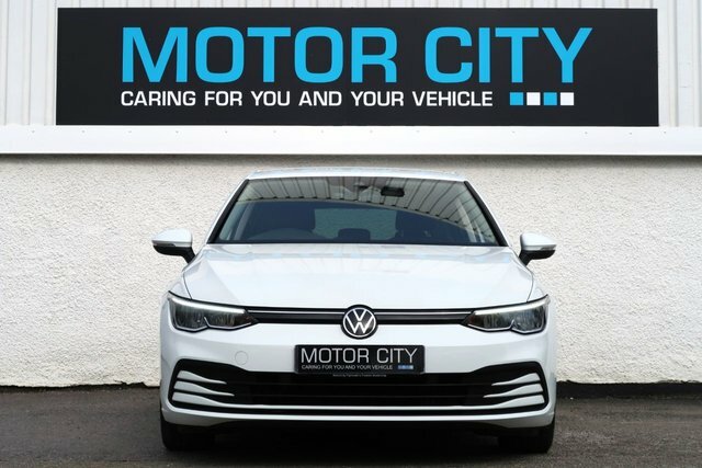 Volkswagen Golf 1.5 Tsi Life Hatchback Euro 6 S HK22KCF White #5