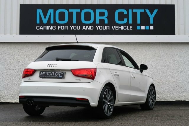 Audi A1 1.4 Tfsi Sport Sportback Euro 6 YJ18TOG White #3