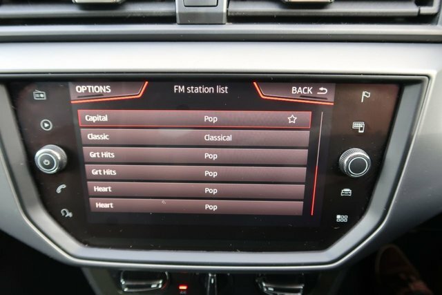 Seat Ibiza 1.0 Mpi Se Technology Hatchback FM19CUH White #6