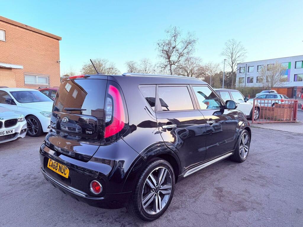Kia Soul 1.6 Crdi 3 Dct Euro 6 Black #4