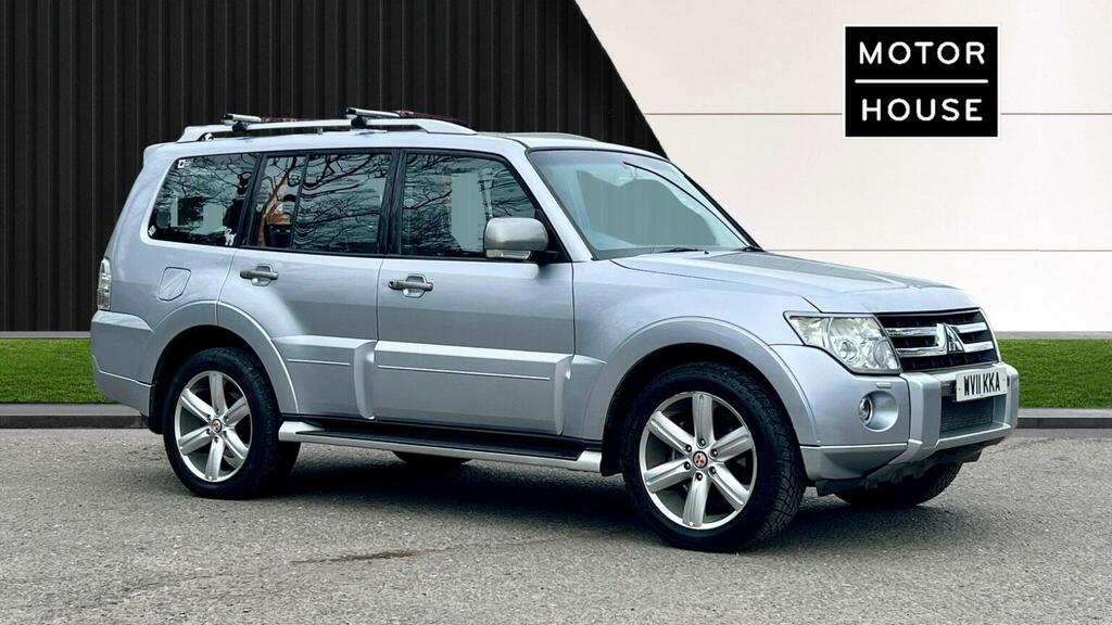 Mitsubishi Shogun 3.2 Di-dc 197 Diamond - 2011 11 Red #1