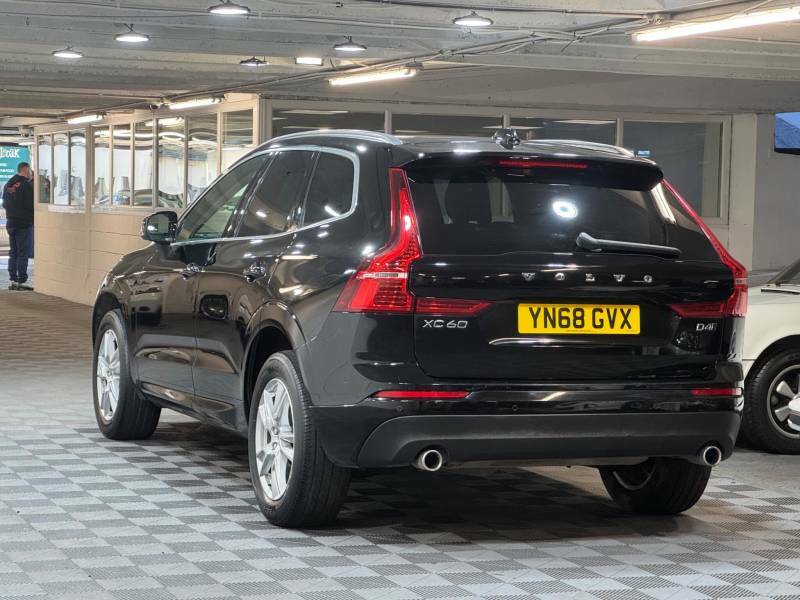 Volvo XC60 2.0 D4 Momentum Awd - 2018 68 YN68GVX Black #3