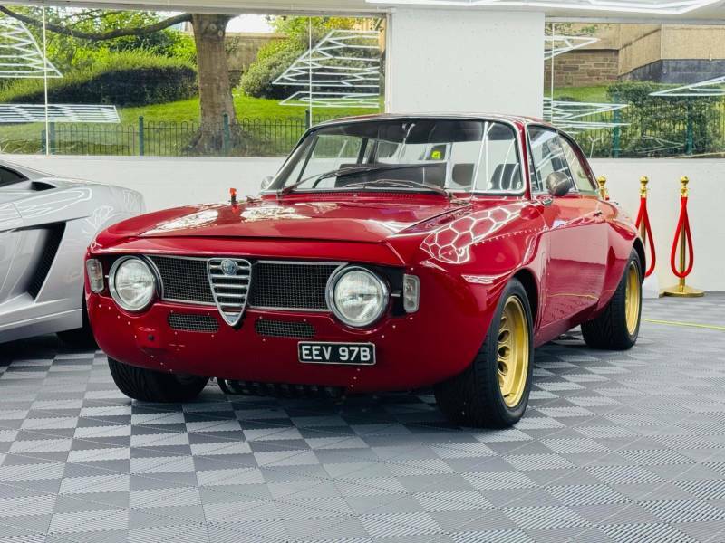 Alfa Romeo Giulia Giulia - 1964 A Red