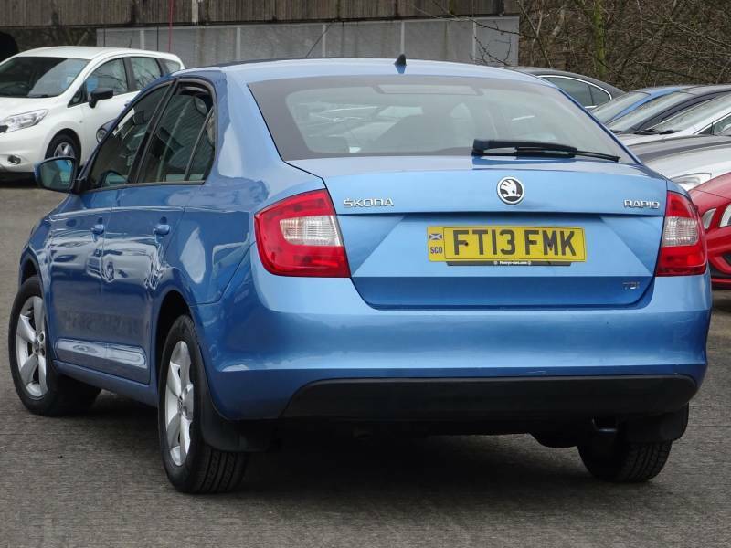 Skoda Rapid 1.6 Tdi Cr Greentech Se - 2013 13 Blue #3