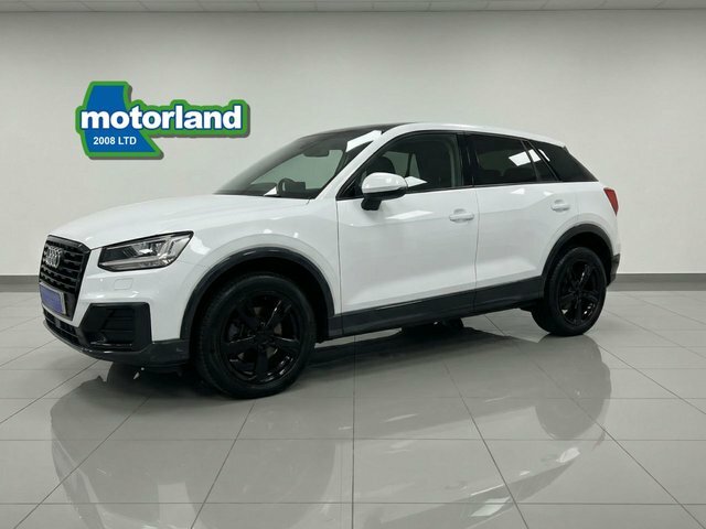 Audi Q2 Tfsi 30 Sport Suv FG68ZMV White #3