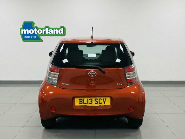 Toyota IQ Vvt-i Hatchback Orange #5