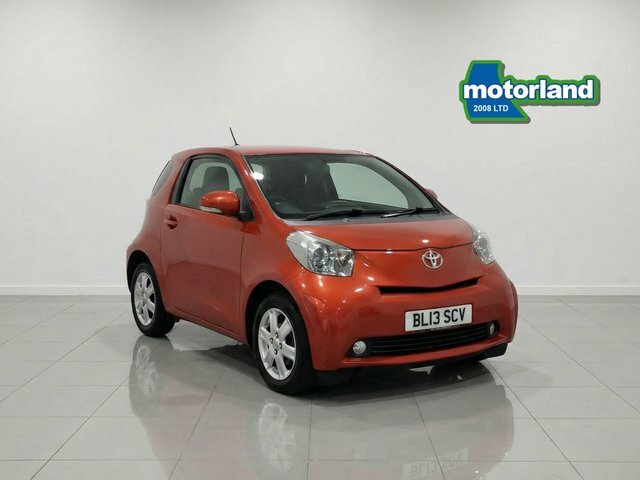 Toyota IQ Vvt-i Hatchback Orange