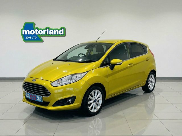 Ford Fiesta Ecoboost Titanium Hatchback ET65FHP Yellow #5