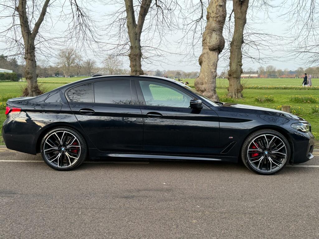 BMW 5 Series 2.0 520D Mht M Sport Steptronic Euro 6 Ss R072JNZ Black #3