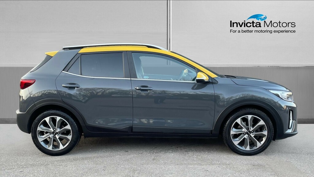 Kia Stonic Quantum Grey #2