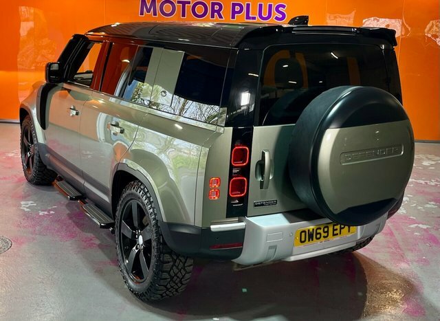 Land Rover Defender 2.0 Sd4 First Edition Suv 4Wd Euro OW69EPY Green #3