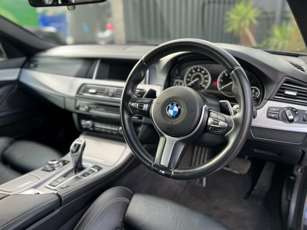 BMW 5 Series 2L M Sport Black #4