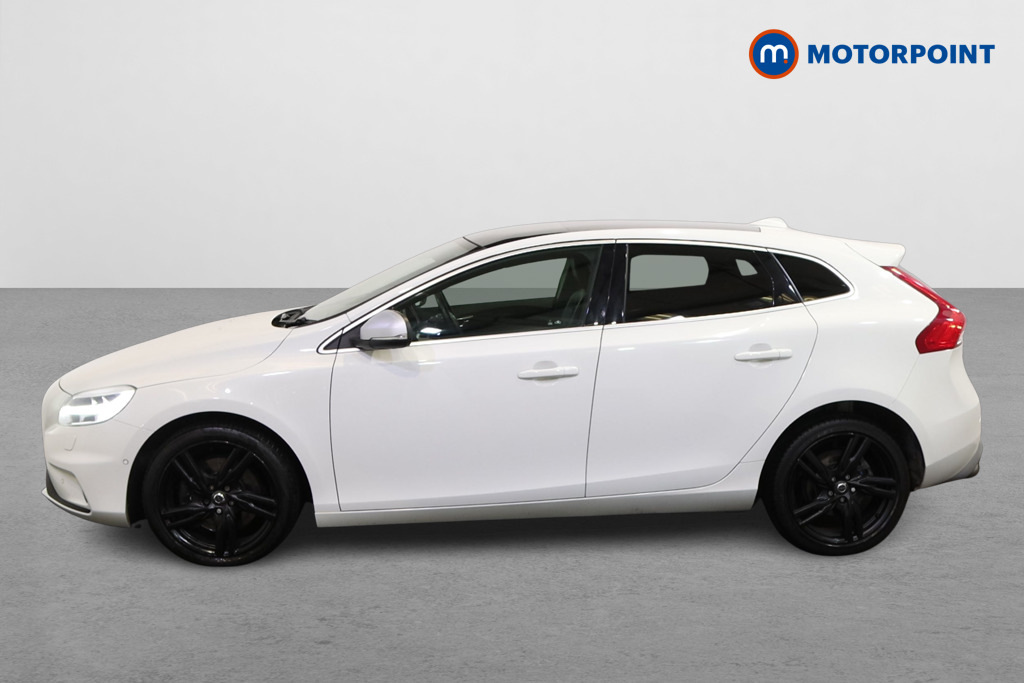 Volvo V40 D3 4 Cyl 150 R Design Pro Geartronic White #4