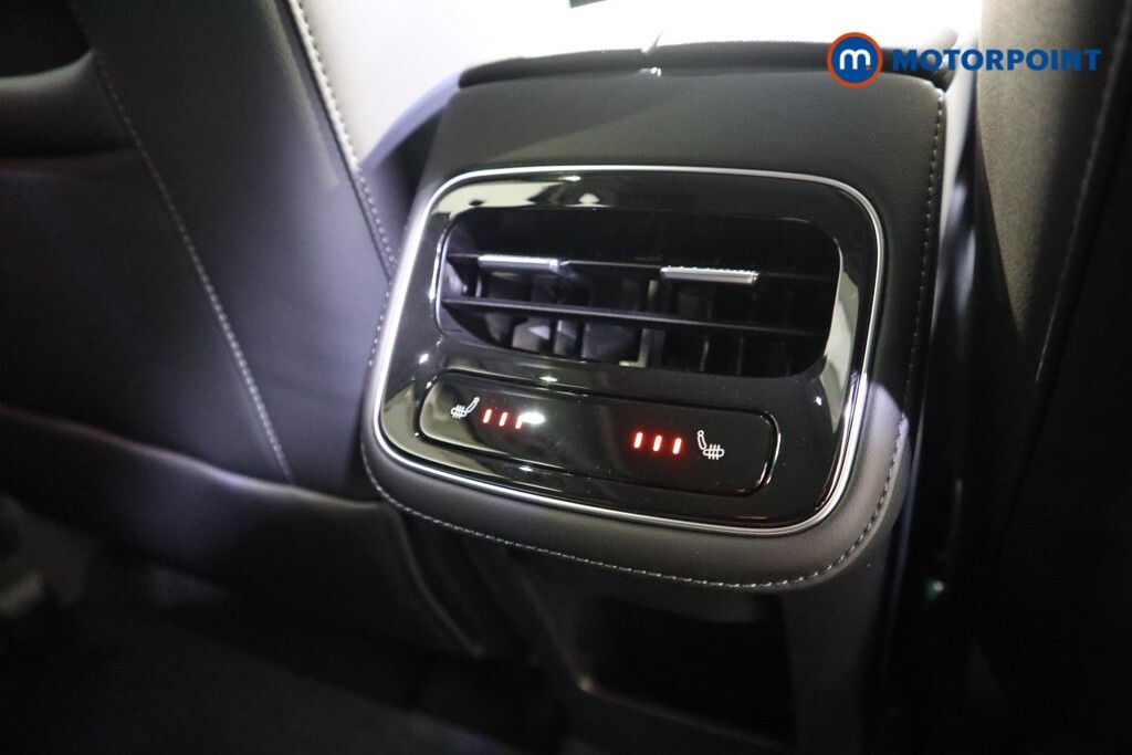 Chery  1.5T 18.4Kwh Summit Suv Plug-in Hybrid White #28