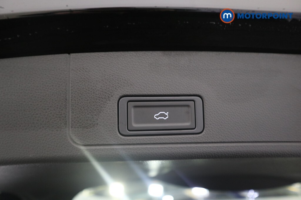 Chery  1.5T 18.4Kwh Summit Suv Plug-in Hybrid White #31