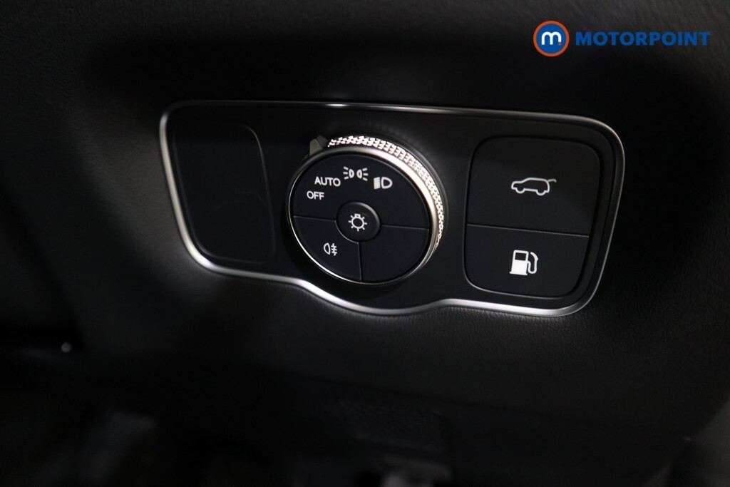 Chery  1.5T 18.4Kwh Summit Suv Plug-in Hybrid White #19