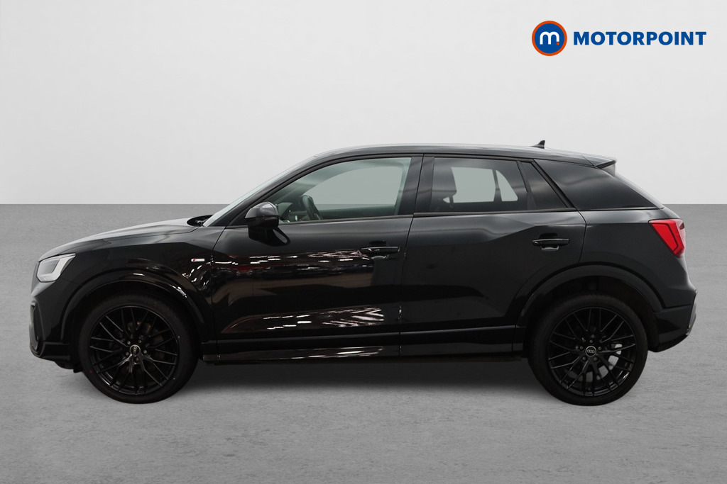 Audi Q2 35 Tfsi Black Edition SA21EJU Black #4