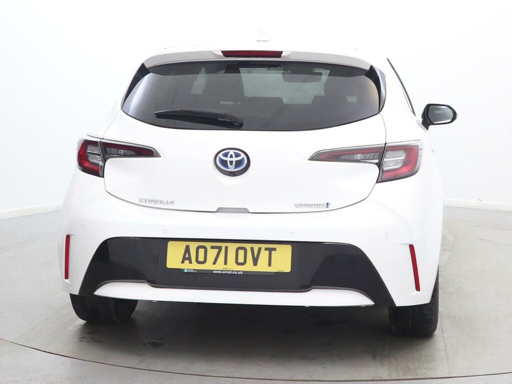 Toyota Corolla 1.8 Vvt-i Hybrid Design Cvt Panoramic Roof AO71OVT White #6
