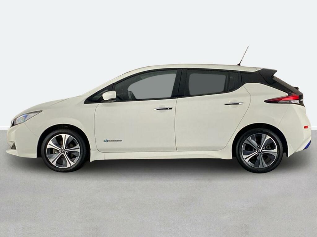 Nissan Leaf 110Kw N-connecta 40Kwh DL69RKA White #6