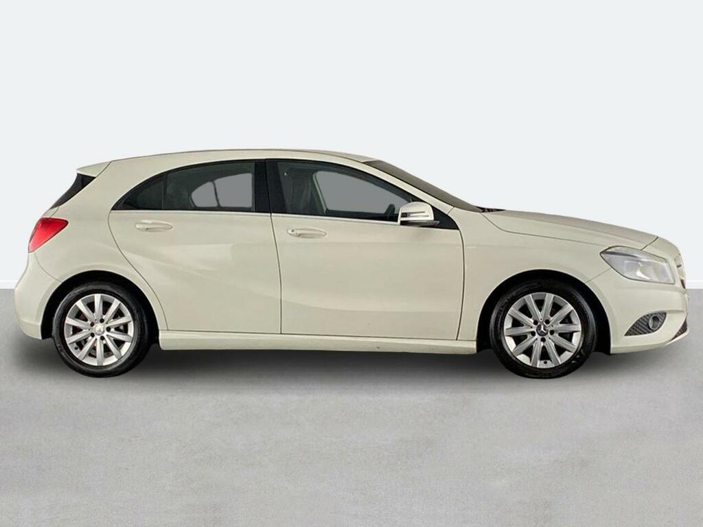 Mercedes-Benz A Class A180 Cdi Eco Se FY64YOJ White #2
