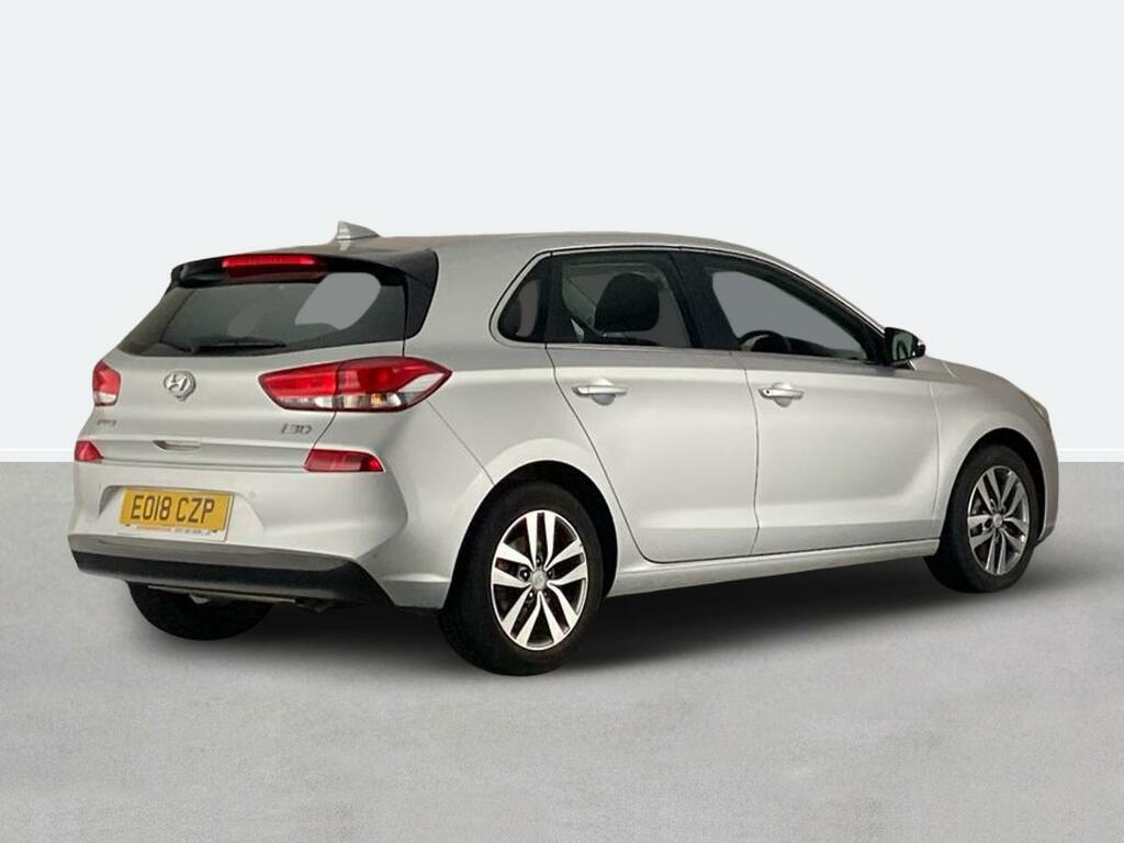 Hyundai I30 1.6 Crdi Se Nav Dct Silver #3