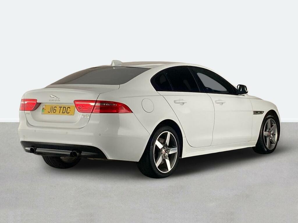 Jaguar XE 2.0 250 R-sport Awd MV67YKS White #3