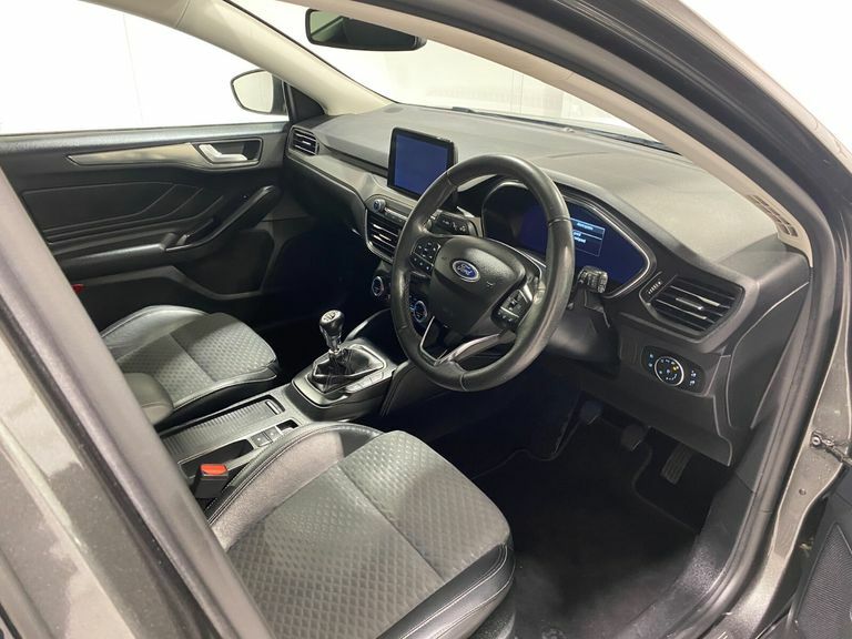 Ford Focus 1.0 Turbo Ecoboost 125Ps Mhev 6 Spd Titanium X E AK70UKJ Grey #2