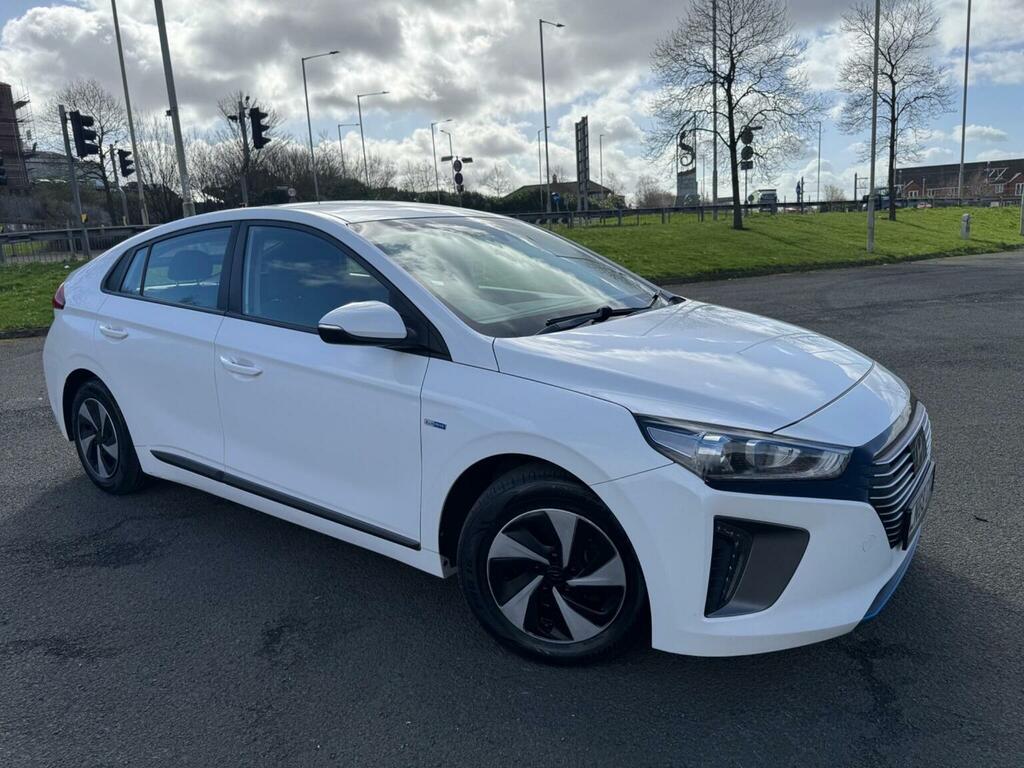 Hyundai Ioniq Hatchback 1.6 H-gdi Se Dct Euro 6 Ss 2018 White