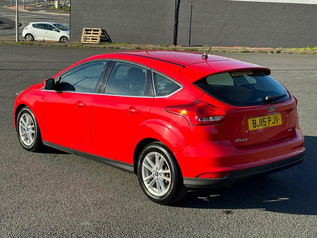 Ford Focus Hatchback 1.0T Ecoboost Zetec Euro 6 Ss 20 BJ15PJV Red #2