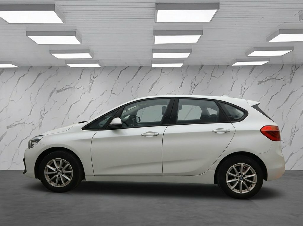 BMW 2 Series Active Tourer 2L Se White #5