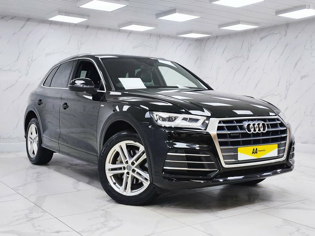 Audi Q5 2L S Line Black #4
