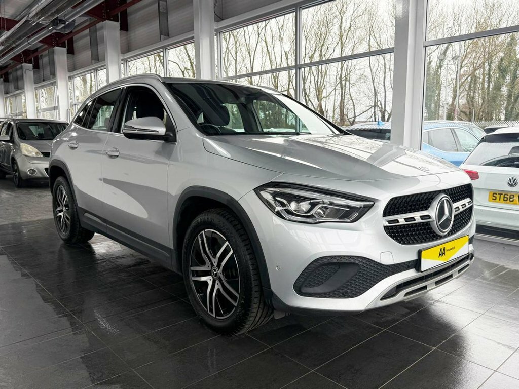 Mercedes-Benz GLA Class 1.3L Sport Silver
