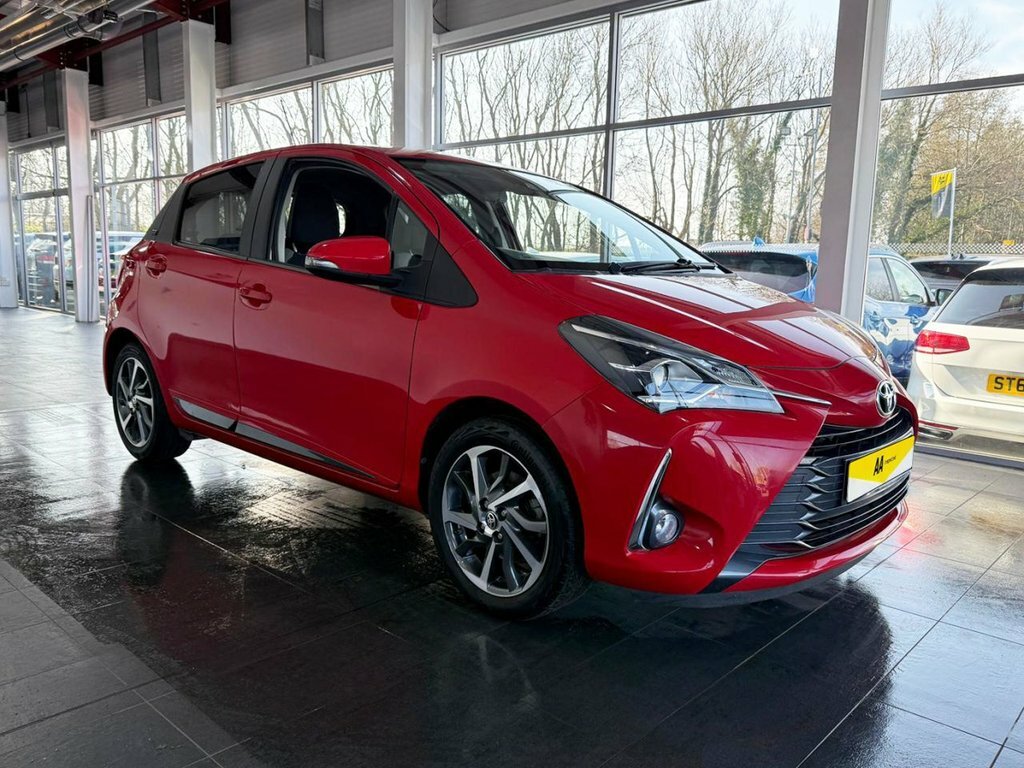 Toyota Yaris 1.5L Y20 Bi-tone Red