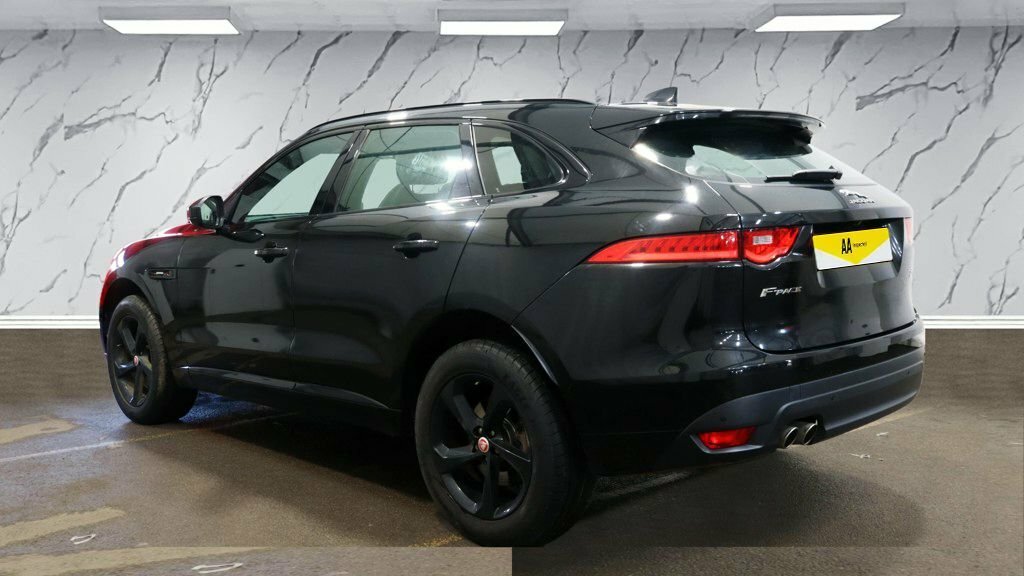 Jaguar F-Pace 2L R-sport AY69NTV Black #2
