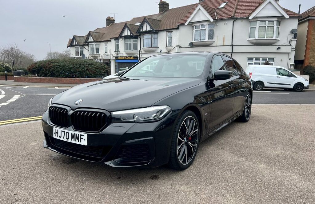 BMW 5 Series Saloon HJ70MMF Black #2