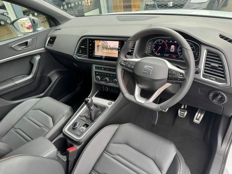 Seat Ateca 1.5 Tsi Evo Fr Black Edition White #6