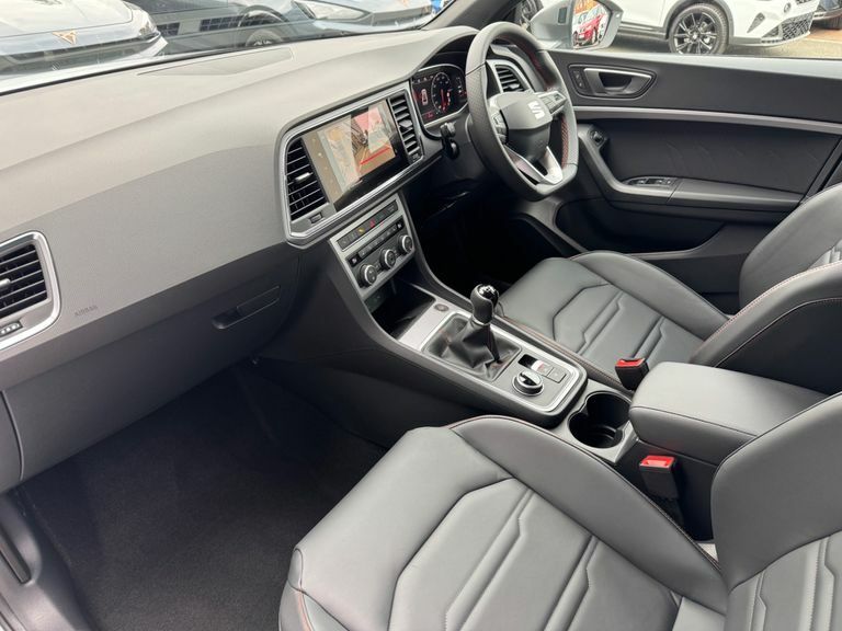 Seat Ateca 1.5 Tsi Evo Fr Black Edition White #2