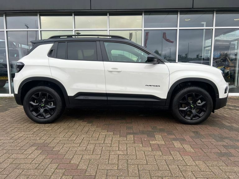 Jeep Avenger 1.2 E-awd E-hybrid Upland Dct AE25HDH White #6
