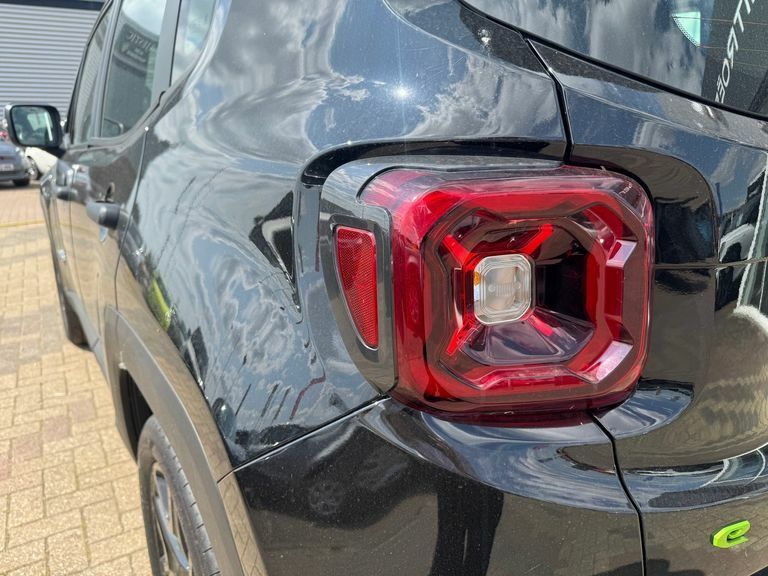 Jeep Renegade 1.5 E-hybrid Altitude Dct Black #6