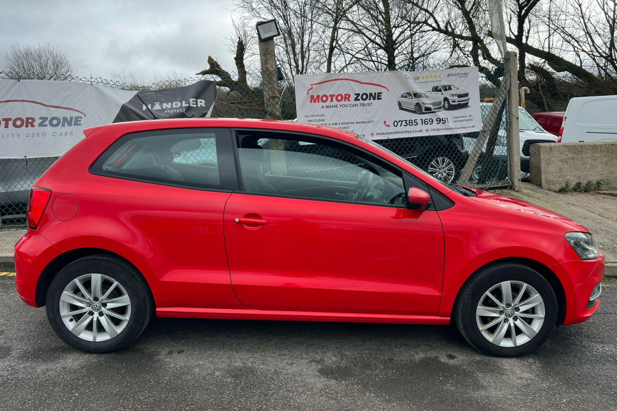 Volkswagen Polo Petrol P065YYX Red #5